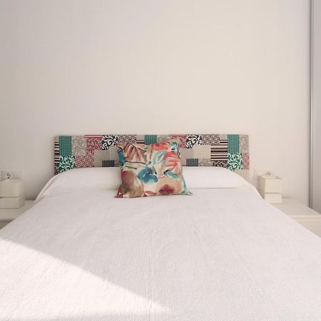 Borbolla Sevilla Urban - Parking ภายนอก รูปภาพ