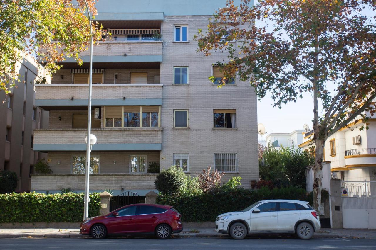 Borbolla Sevilla Urban - Parking ภายนอก รูปภาพ